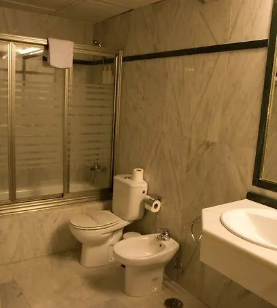 Hotel Acacias Puente Genil